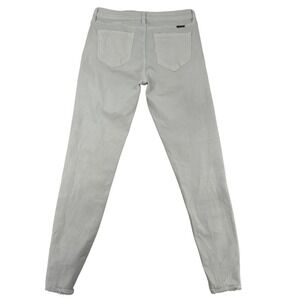 KanCan Junior Sz 9 Mid Rise White Denim Skinny Raw Hem Distressed Casual Stretch